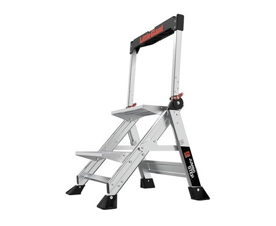 LITTLE GIANT&#174; JUMBO STEP SAFETY STEPLADDER