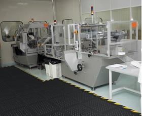 HOG HEAVEN III® DRAINABLE MODULAR TILES &amp; LINKABLE MATS